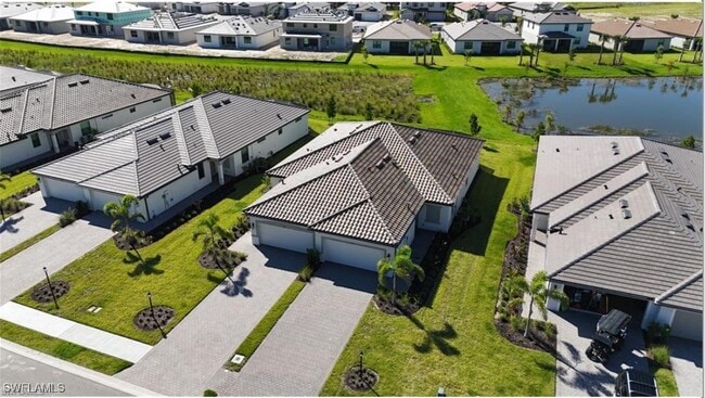 Building Photo - 19573 Hinkley Dr