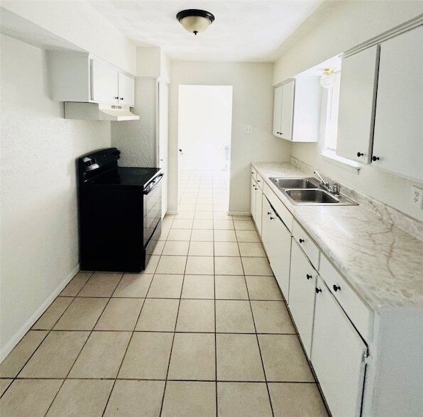 Building Photo - 6224 Harmony Ln