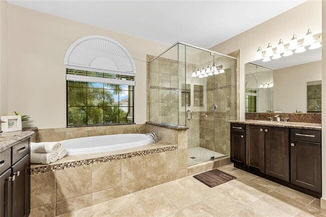 Building Photo - 9571 Eden Roc Ct