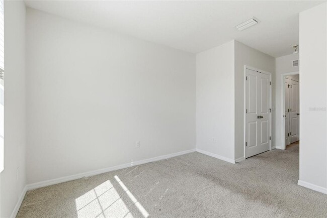 Building Photo - 424 Newmont Cir