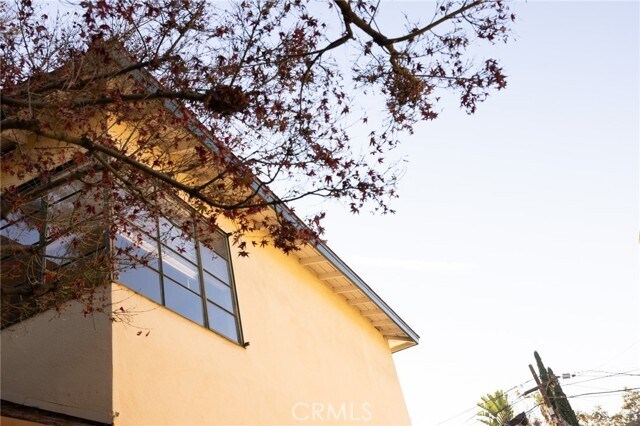 Building Photo - 1745 Mariposa Ave