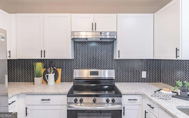 Building Photo - 1523 Delia Dr