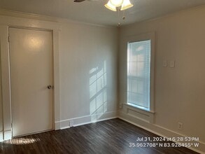 Building Photo - 203 Twelfth St