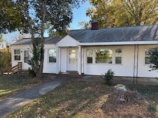 Primary Photo - 311 Sunset Dr