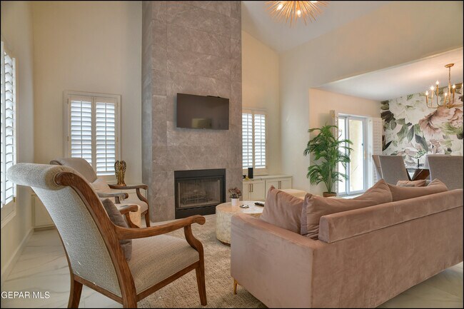 Building Photo - 237 N Alto Mesa Dr