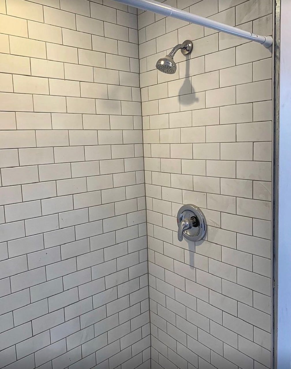 Shower - 35 Edward St