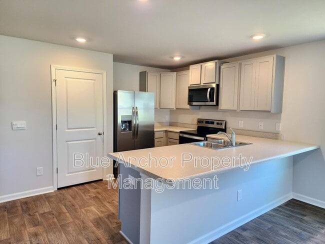 Building Photo - 1015 Course Ln