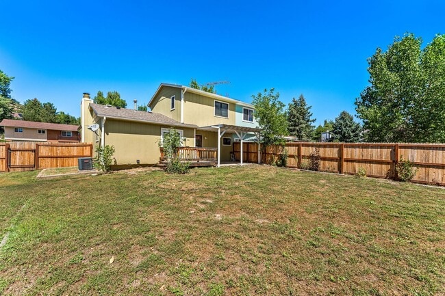 Building Photo - Near Downtown Castle Rock location with No HOA and HUGE YARD