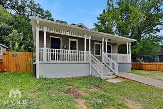 Building Photo - 302 Jones St