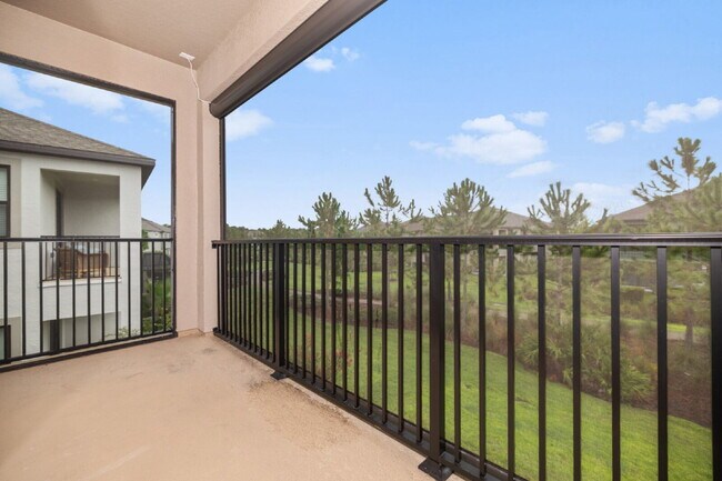 Building Photo - Estancia 3-Bed Retreat in Wesley Chapel wi...