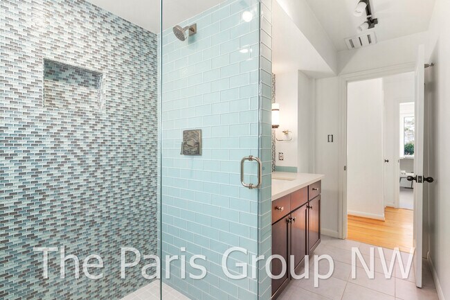 Building Photo - 12009 26th Ave SW