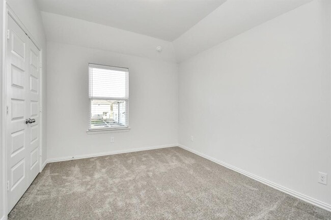 Building Photo - 1534 Revolution Way