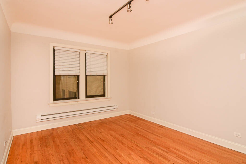 Building Photo - 2212 N Rockwell St