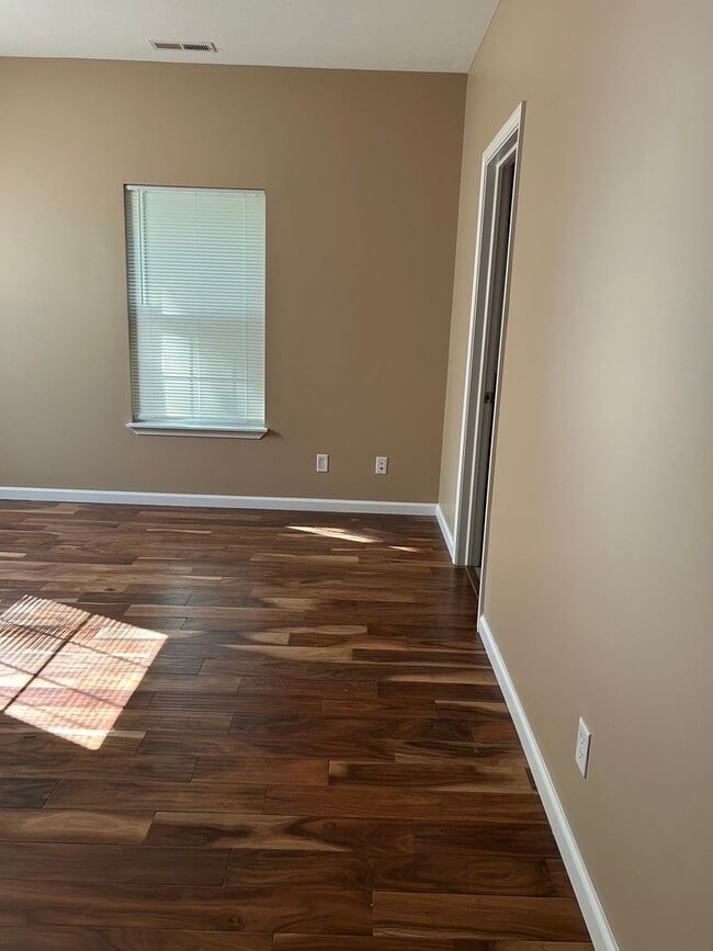 Building Photo - 3051 Bluster Ct