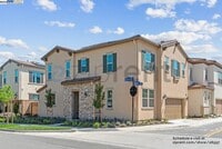 Building Photo - 552 N Andalusia Way