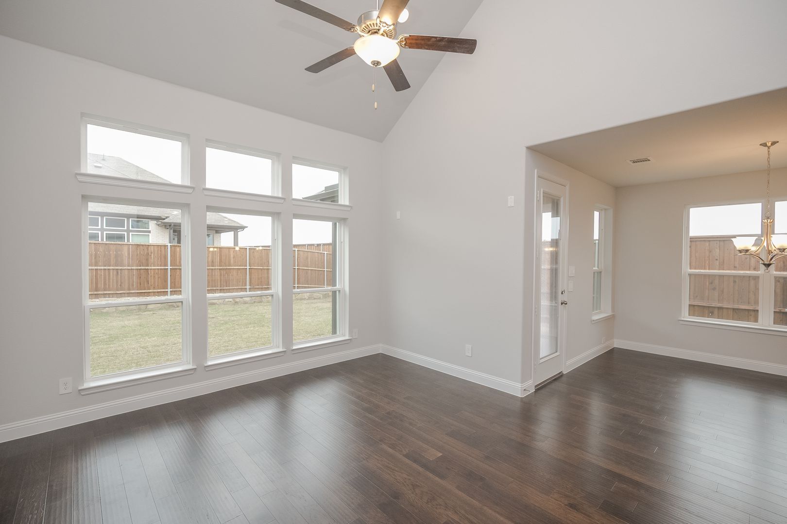 Building Photo - 9322 Middleground Pl