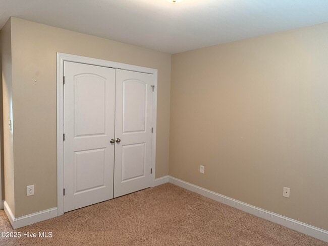 Building Photo - 204 Armistead Way