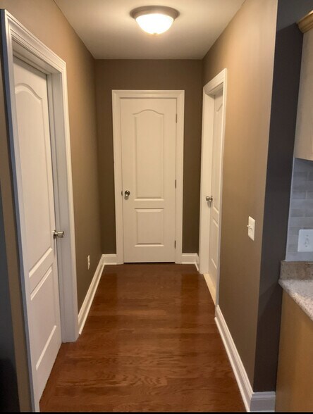 Hallway - 100 West Ave