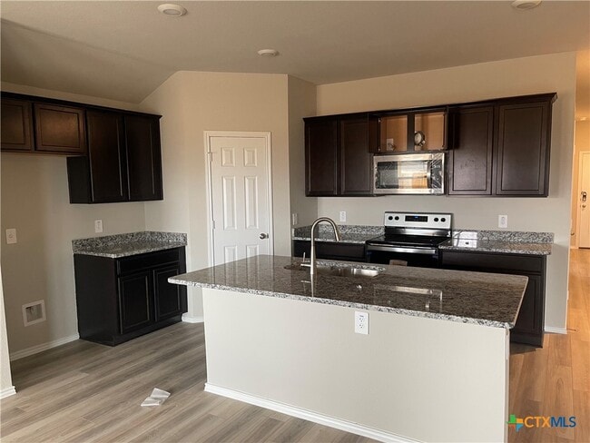 Building Photo - 2302 Merganser Dr