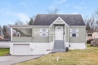 Building Photo - 9922 McClellan St