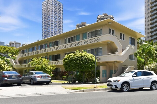 Building Photo - Fully Furnished Pet Friendly  Waikiki 1-Bedroom Condo Near Ala Moana