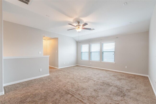 Building Photo - 217 Orchard Hill Trail