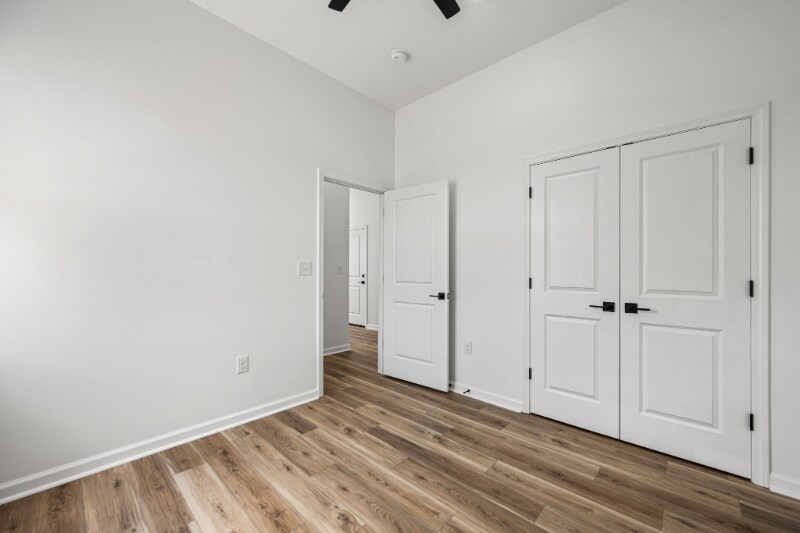 Building Photo - 204 Indigo Ln