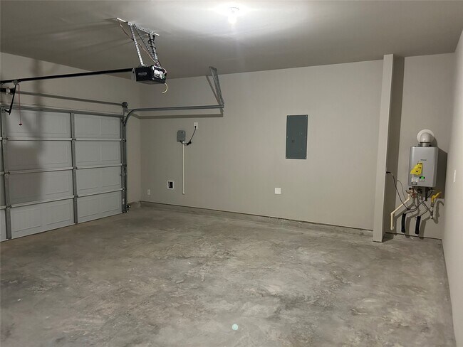 Building Photo - 40434 Gdn Hts Ln