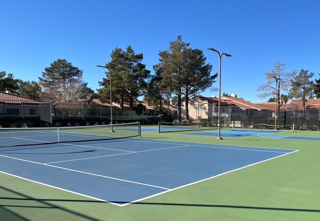 Building Photo - 3121 La Mancha Way