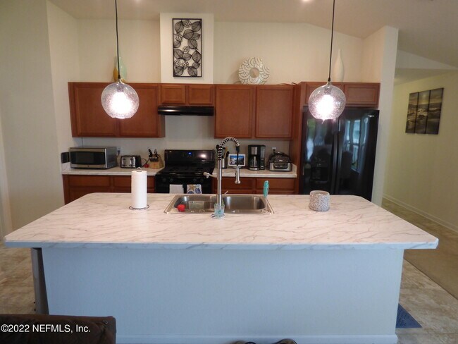 Building Photo - 313 Bluejack Ln