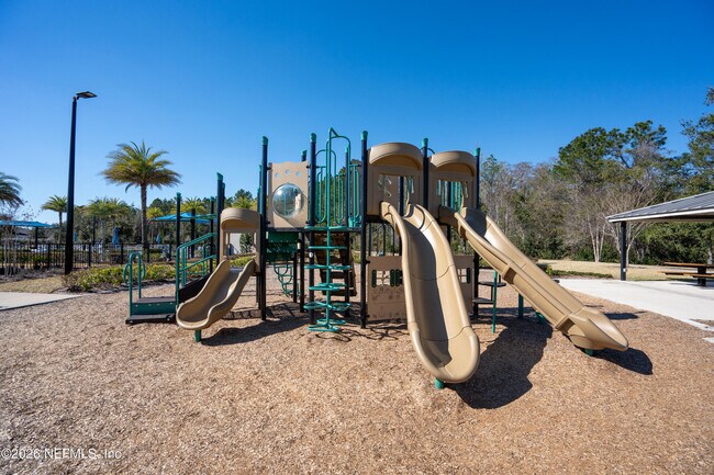 Building Photo - 12050 Calvesta St