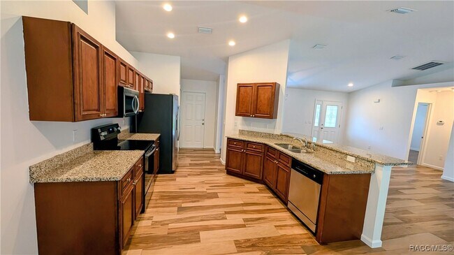 Building Photo - 1215 S Rock Crusher Rd