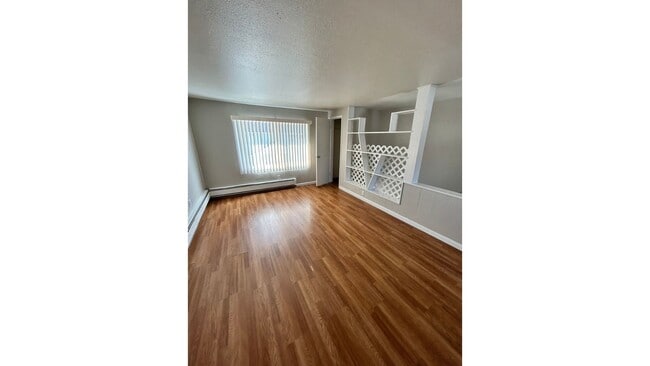 Building Photo - 1303 W 23rd Ave