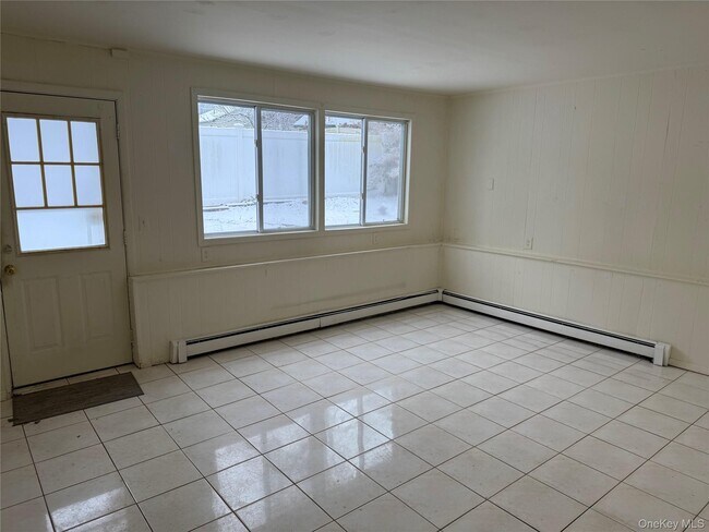 Building Photo - 53 King Rd