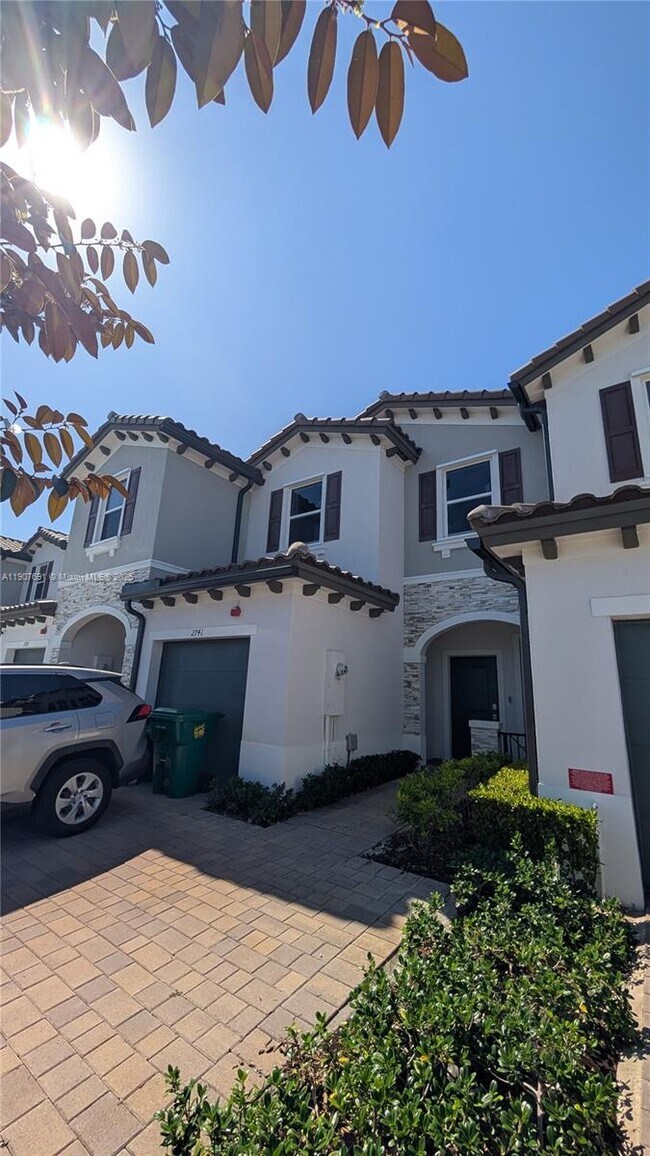 Primary Photo - 2741 NW 55th Way