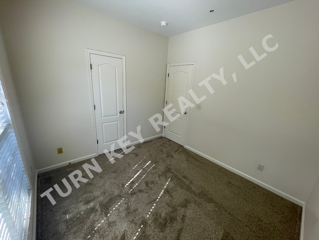 Building Photo - Townhouse for rent in Trussville