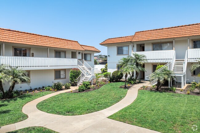 Primary Photo - Sunset Drive Apartments