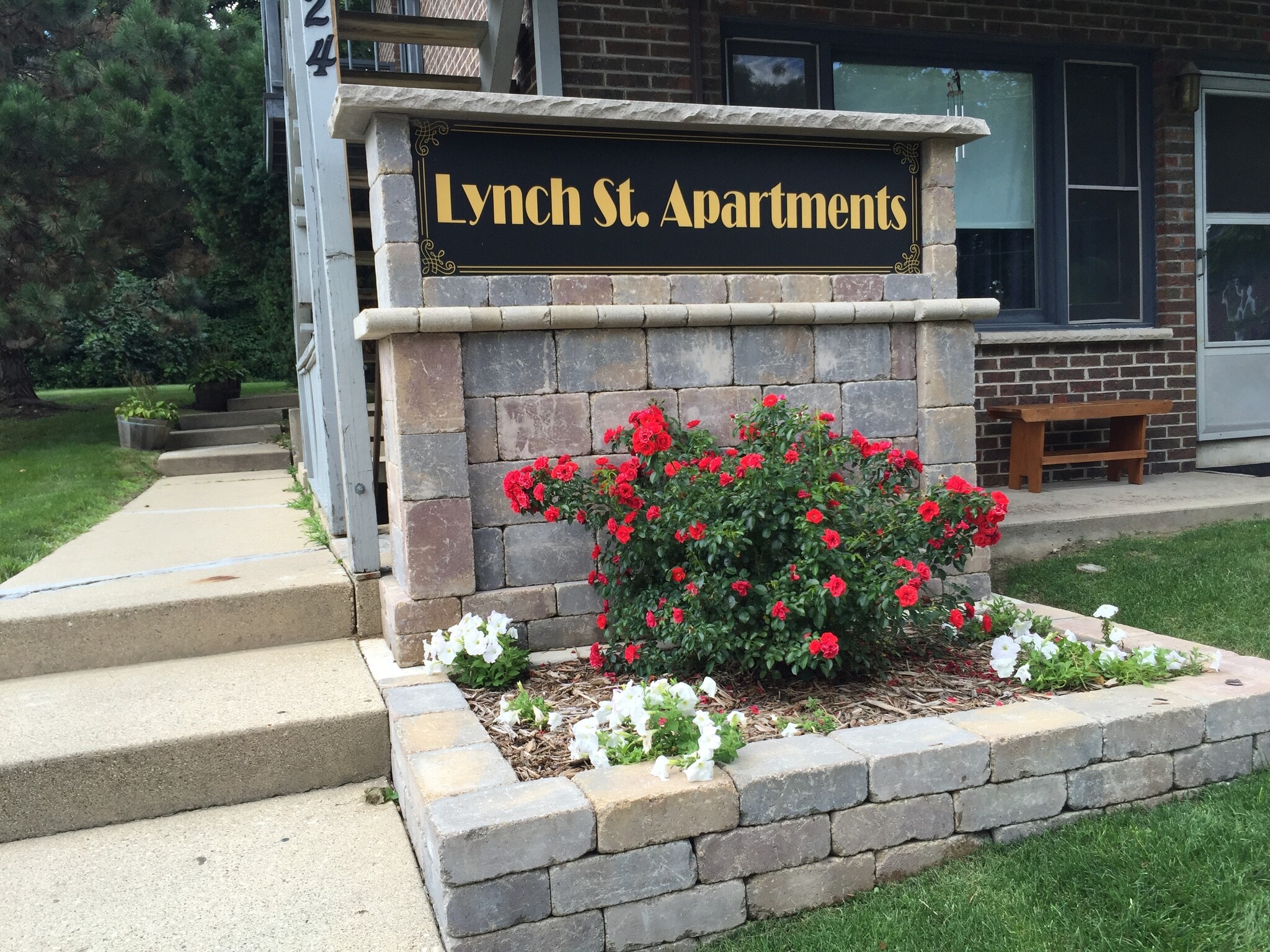 Building Photo - 24 Lynch St