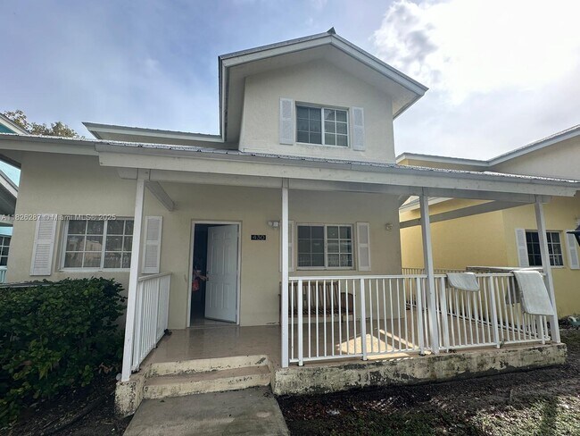 Primary Photo - 430 NW 20th St