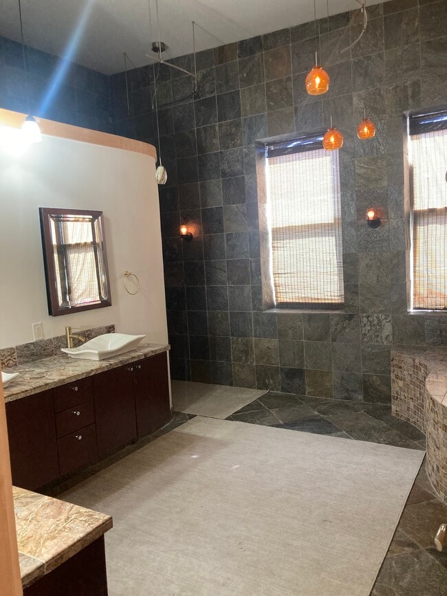 Building Photo - 4500 Olive St