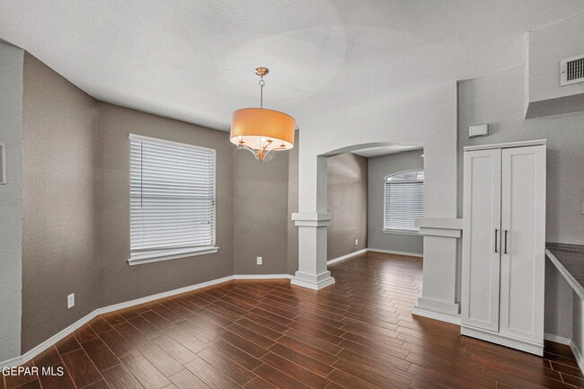 Building Photo - 4081 Tierra Bronce Dr