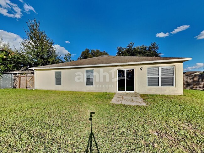 Building Photo - 1461 Whooping Dr