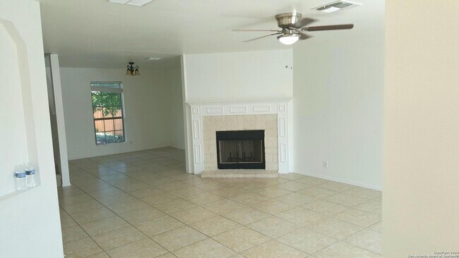Building Photo - 10822 Rindle Ranch