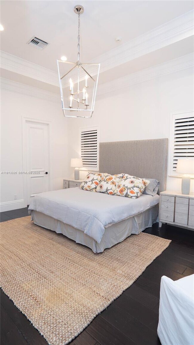 Building Photo - 959 Eve St