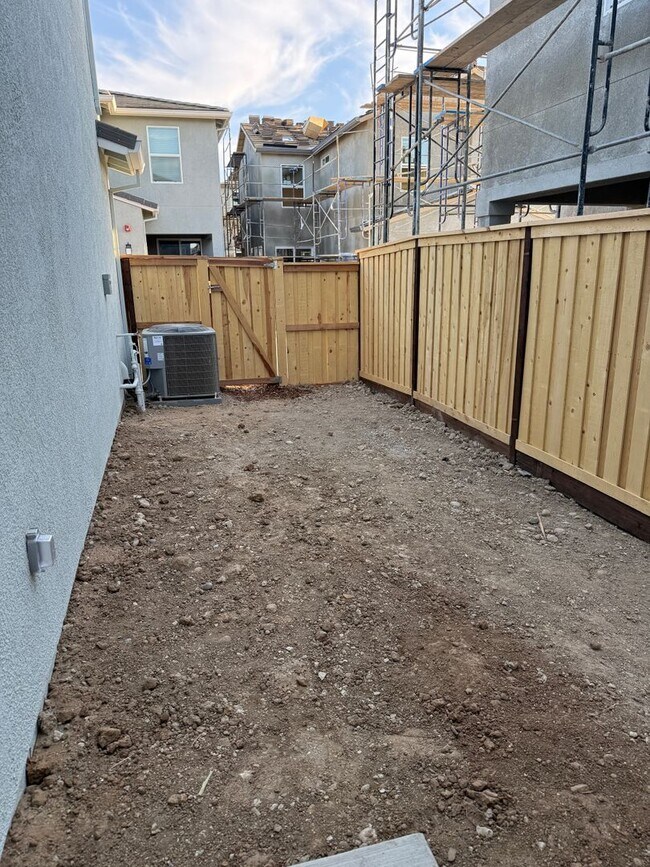 Building Photo - 2814 Stargaze Ln