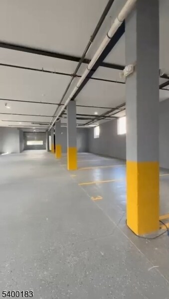 Building Photo - 197 12th Ave