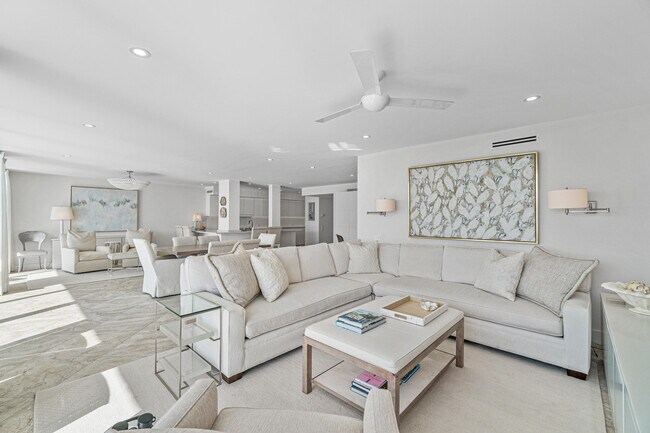 Building Photo - 2784 S Ocean Blvd