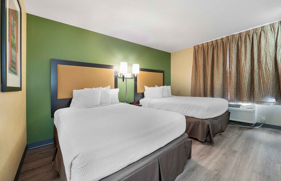 Building Photo - Furnished Studio-Indianapolis - Castleton