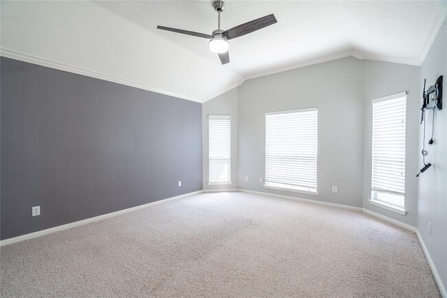 Building Photo - 2435 Golden Fork Dr
