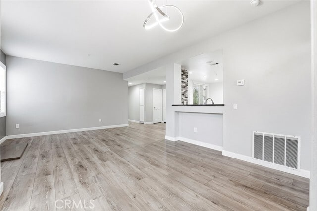 Building Photo - 167 California Ct